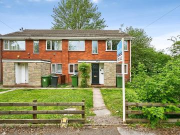 Bilston, West Midlands, Midlands - Garden