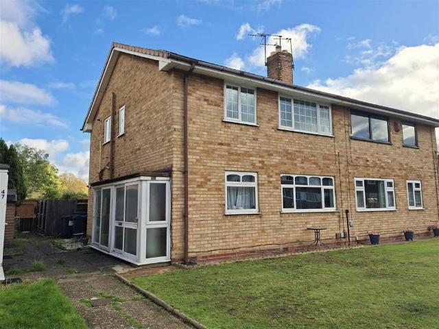 2 bedroom maisonette for sale