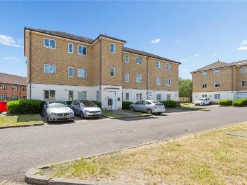 2 bedroom maisonette for sale