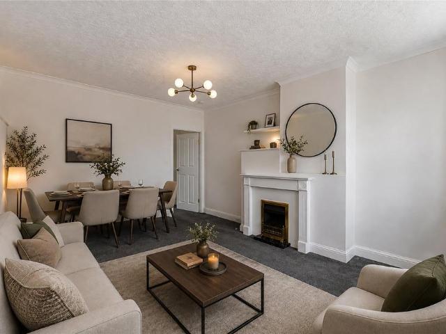 2 bedroom maisonette for sale
