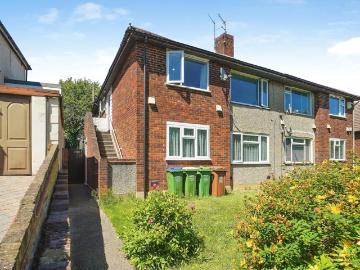 2 bedroom maisonette for sale
