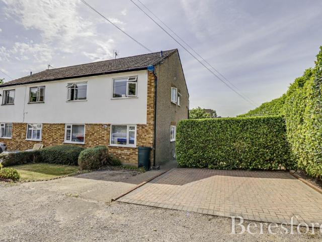 2 bedroom maisonette for sale