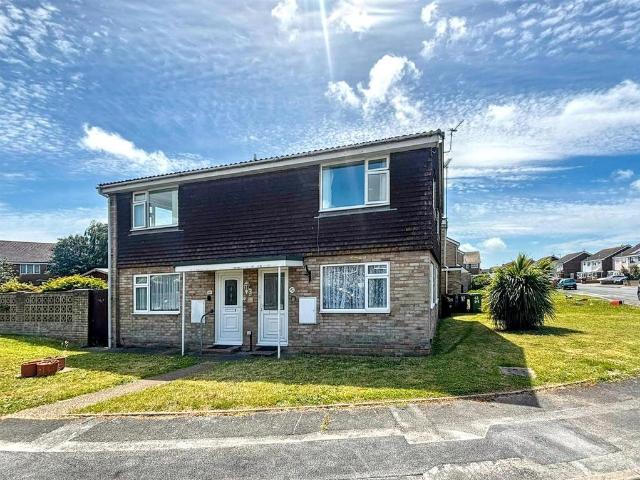 2 bedroom maisonette for sale