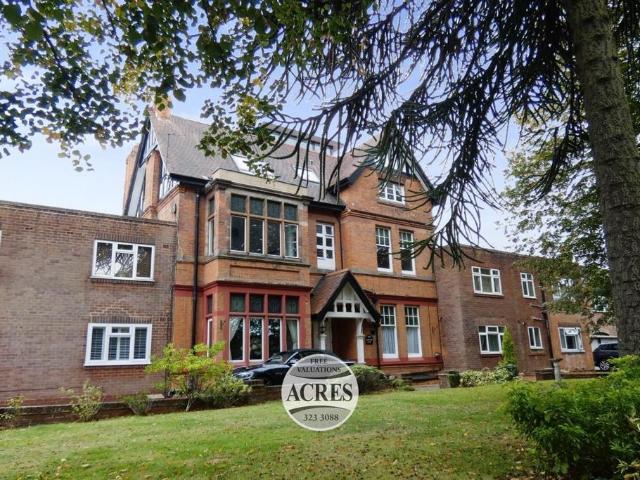 2 bedroom maisonette for sale