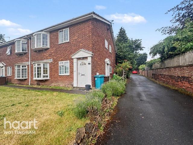 2 bedroom maisonette for sale