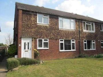 2 bedroom maisonette for sale