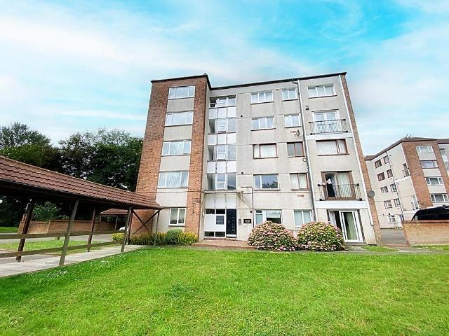 2 bedroom maisonette for sale