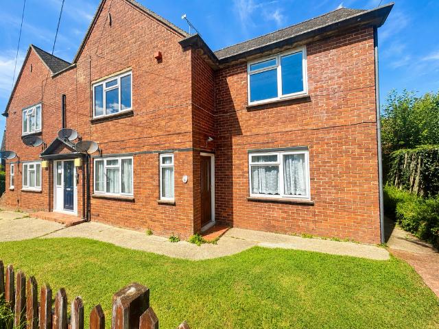 2 bedroom maisonette for sale