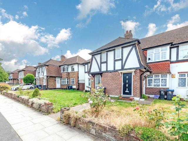 2 bedroom maisonette for sale