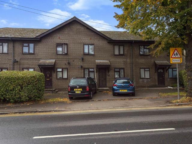 2 bedroom maisonette for sale