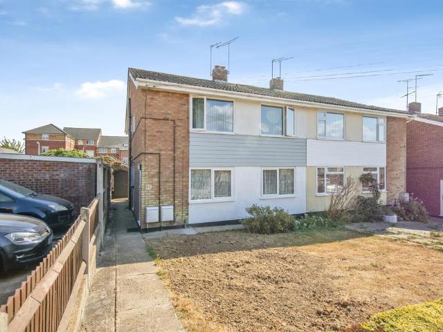 2 bedroom maisonette for sale