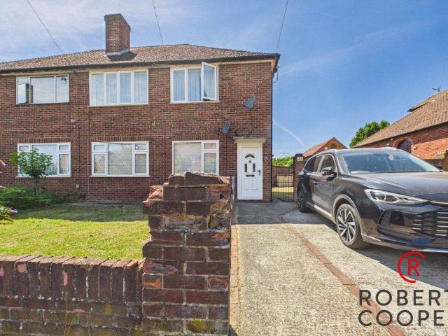 2 bedroom maisonette for sale