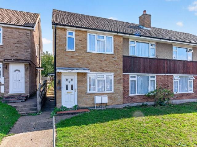 2 bedroom maisonette for sale