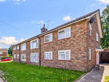 2 bedroom maisonette for sale
