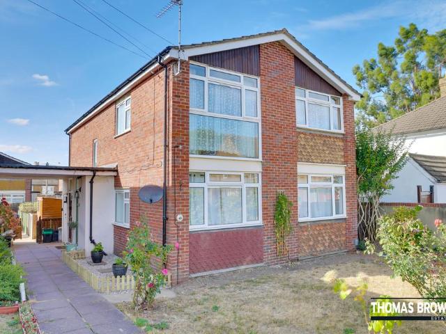 2 bedroom maisonette for sale