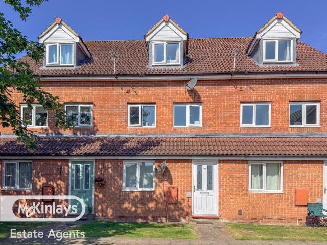 2 bedroom maisonette for sale