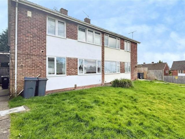 2 bedroom maisonette for sale