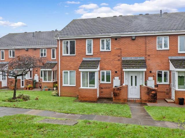 2 bedroom maisonette for sale