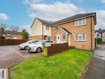 2 bedroom maisonette for sale