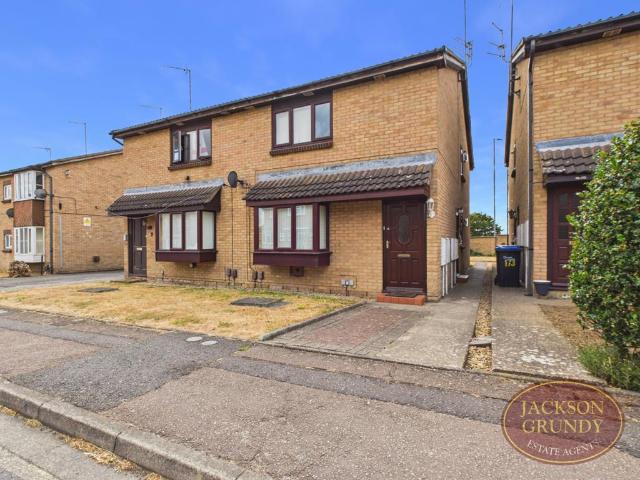 2 bedroom maisonette for sale