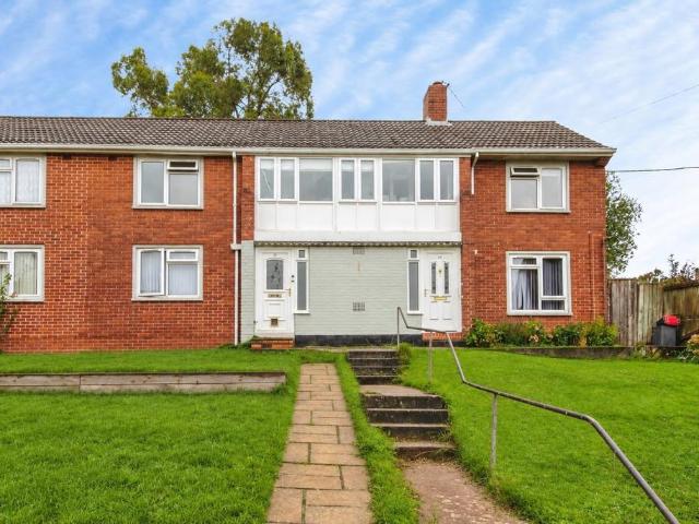 2 bedroom maisonette for sale