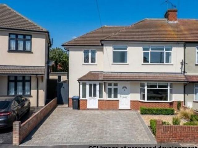 2 bedroom maisonette for sale