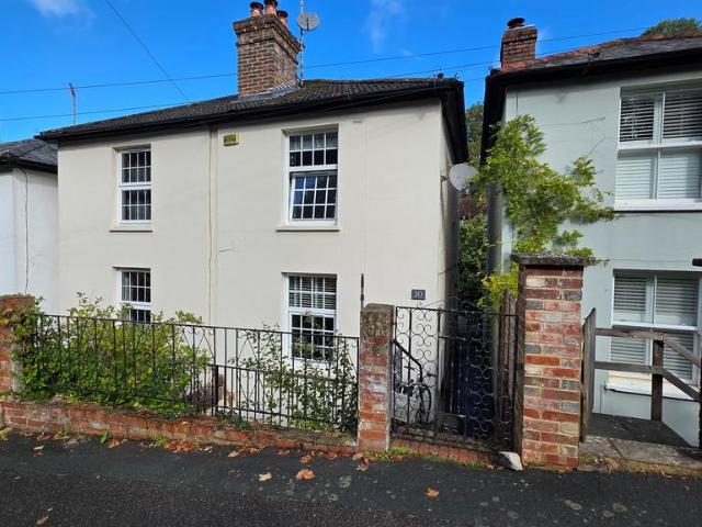 2 bedroom maisonette for sale