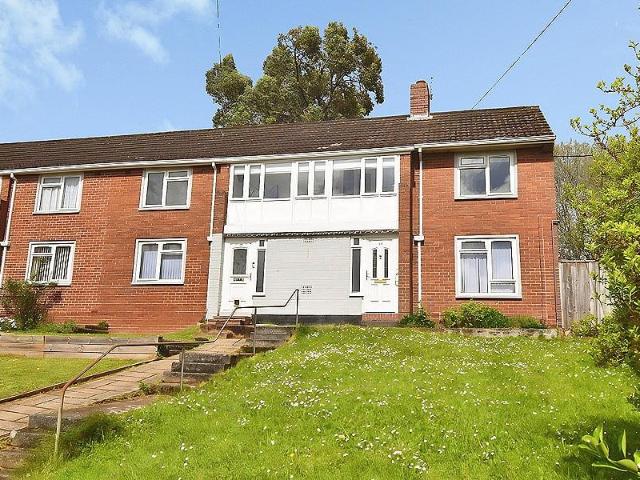 2 bedroom maisonette for sale
