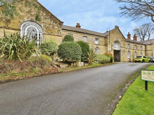 2 bedroom maisonette for sale