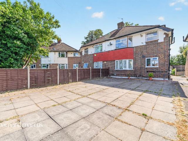 2 bedroom maisonette for sale