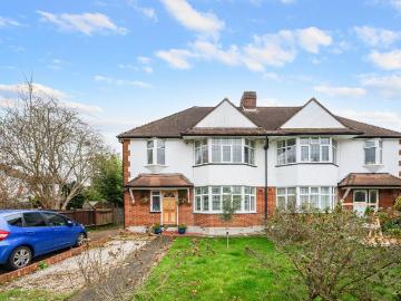 2 bedroom maisonette for sale