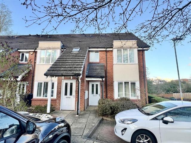 2 bedroom maisonette for sale