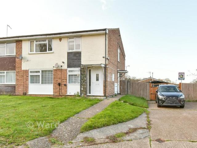 2 bedroom maisonette for sale