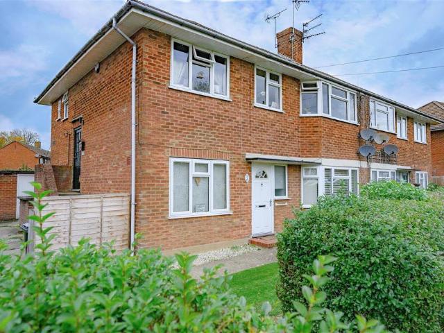 2 bedroom maisonette for sale