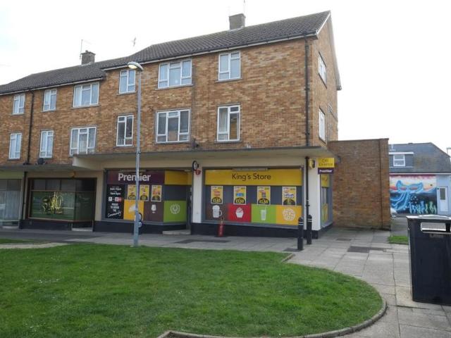 2 bedroom maisonette for sale