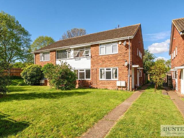 2 bedroom maisonette for sale