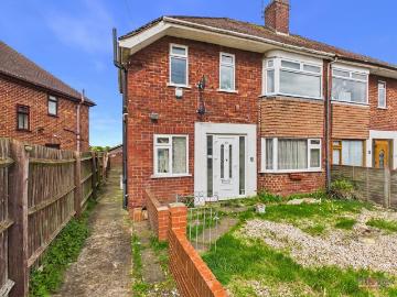 Cheltenham, Gloucestershire county, Southdowns