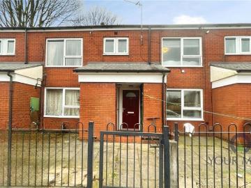 2 bedroom maisonette for sale