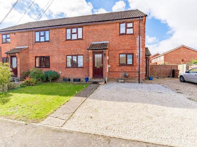 2 bedroom maisonette for sale