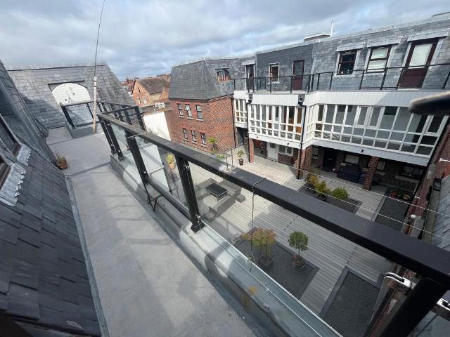 2 bedroom maisonette for sale
