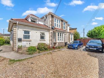 2 bedroom maisonette for sale