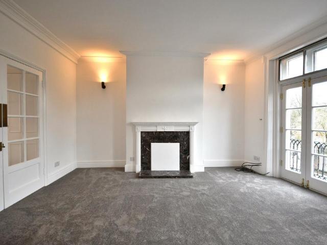2 bedroom maisonette for sale
