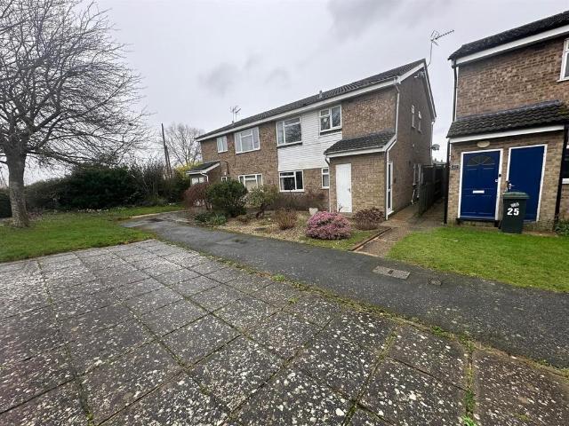 2 bedroom maisonette for sale