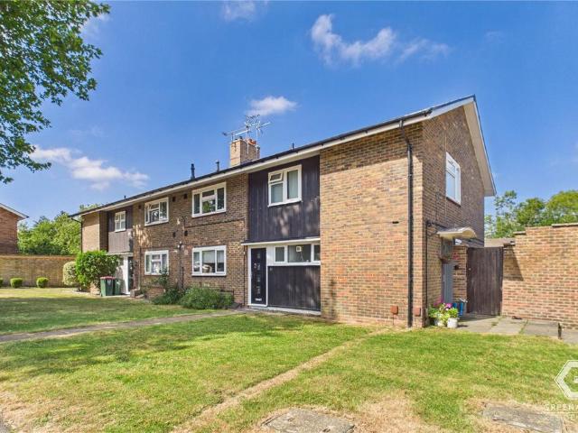2 bedroom maisonette for sale