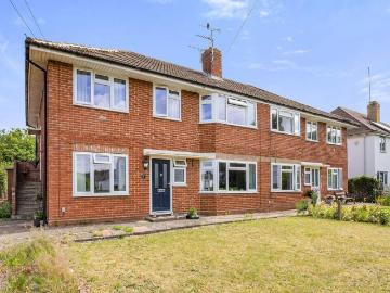 2 bedroom maisonette for sale