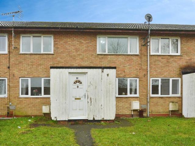 2 bedroom maisonette for sale