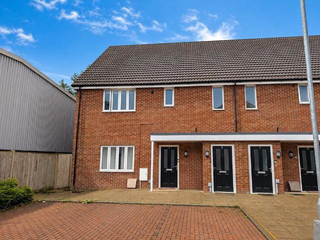 2 bedroom maisonette for sale