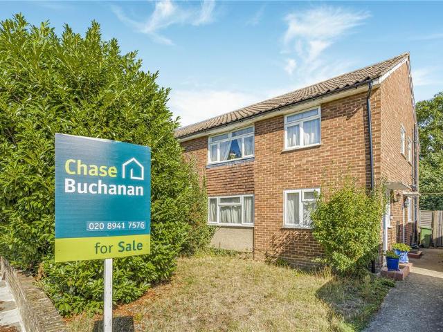 2 bedroom maisonette for sale