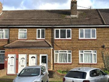 2 bedroom maisonette for sale