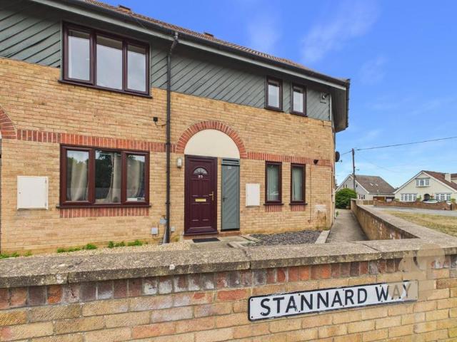 2 bedroom maisonette for sale